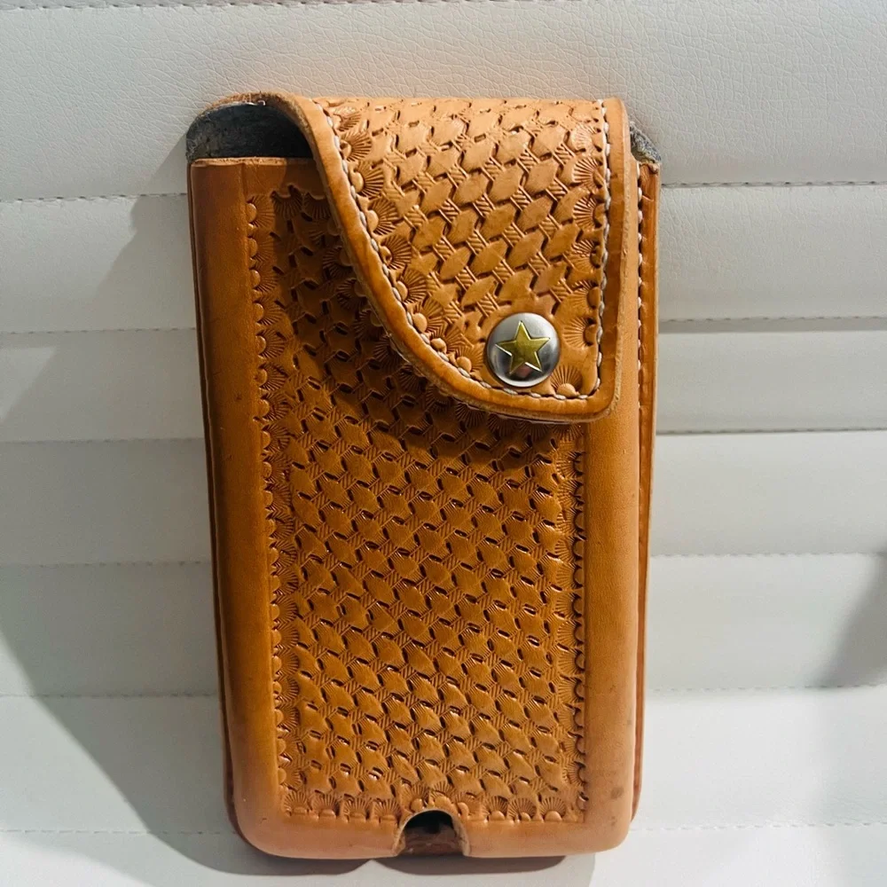 Leather Phone Case with Star Button - Tan